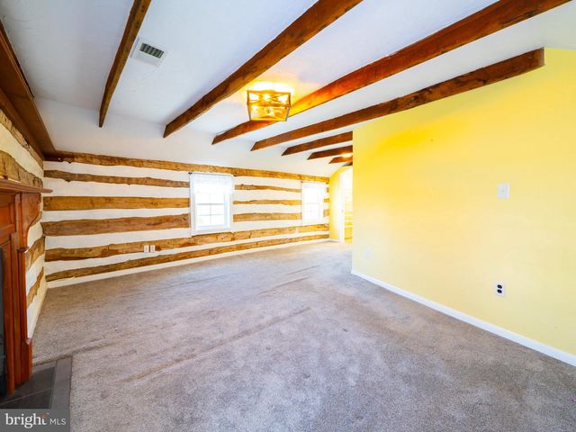 6434 MIDDLEWAY PIKE, Kearneysville, WV 25430