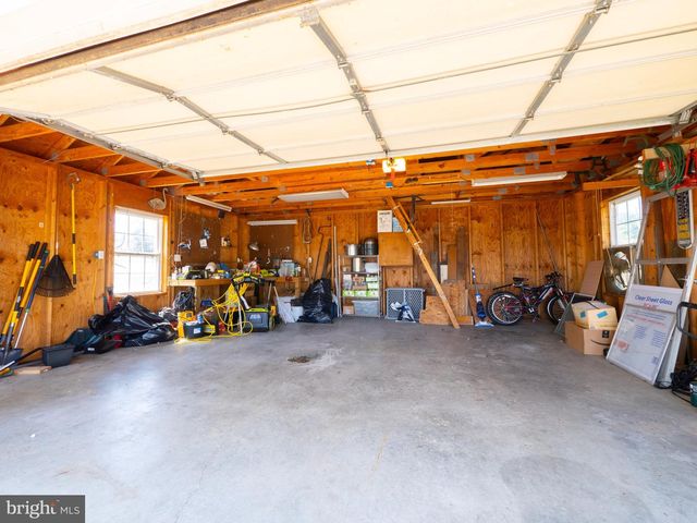 6434 MIDDLEWAY PIKE, Kearneysville, WV 25430