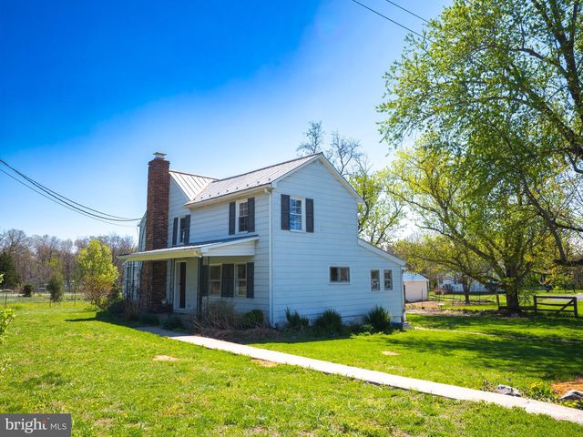6434 MIDDLEWAY PIKE, Kearneysville, WV 25430