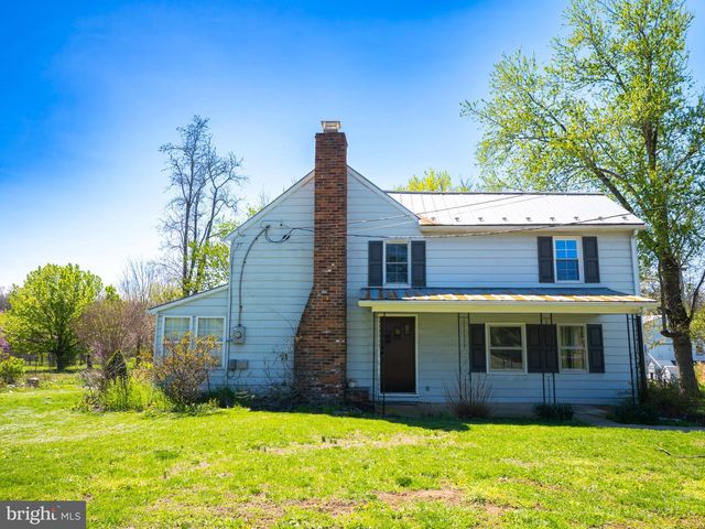 6434 MIDDLEWAY PIKE, Kearneysville, WV 25430