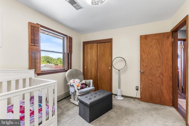 46 POPODICKON DR, Boyertown, PA 19512
