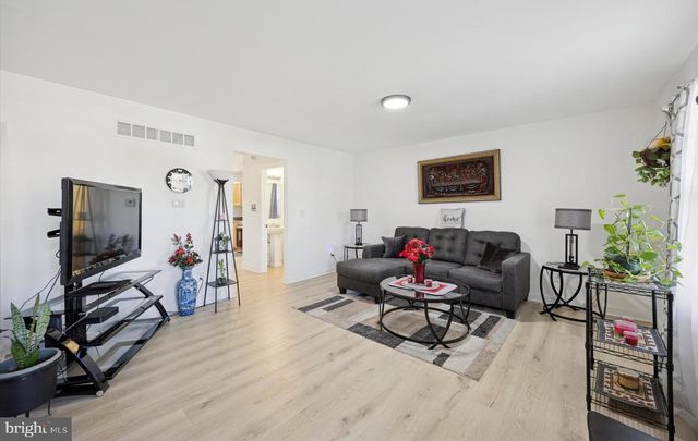 112 BUNCHE BLVD, Wilmington, DE 19801