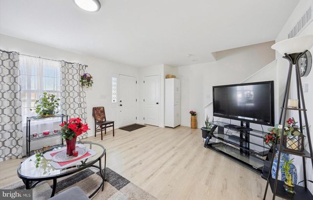 112 BUNCHE BLVD, Wilmington, DE 19801