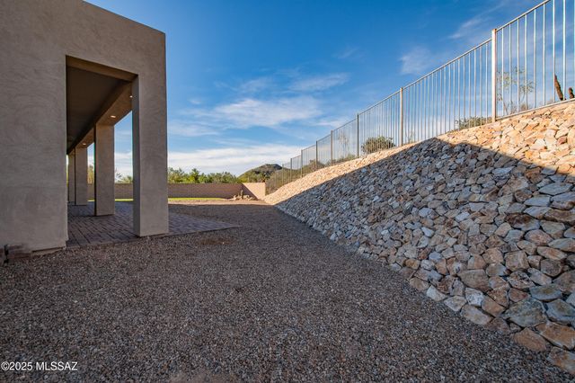 4940 W Dove Nest Place, Marana, AZ 85658