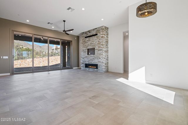 4940 W Dove Nest Place, Marana, AZ 85658