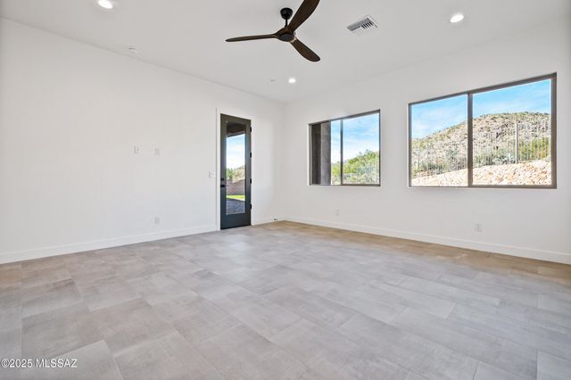 4940 W Dove Nest Place, Marana, AZ 85658