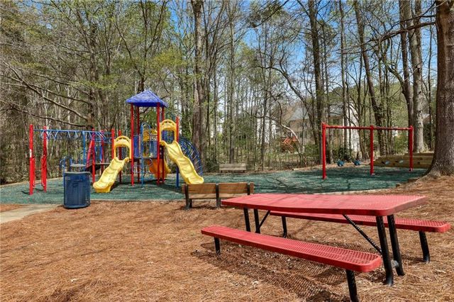 195 Millhaven Landing, Fayetteville, GA 30215