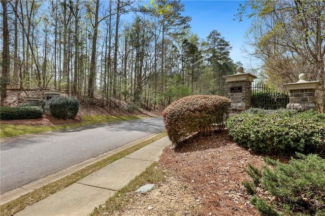 195 Millhaven Landing, Fayetteville, GA 30215
