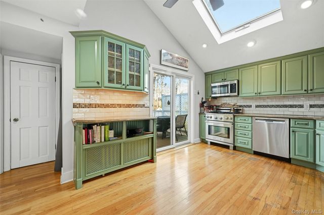 44 Bayberry Drive, Huntington, NY 11743