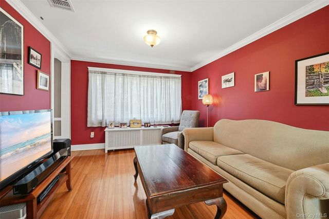 44 Bayberry Drive, Huntington, NY 11743