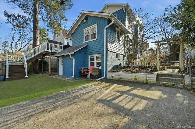 44 Bayberry Drive, Huntington, NY 11743