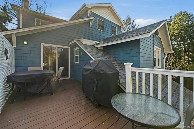 44 Bayberry Drive, Huntington, NY 11743