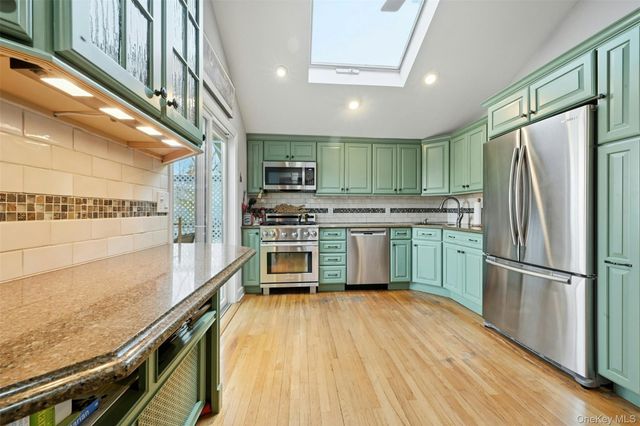 44 Bayberry Drive, Huntington, NY 11743