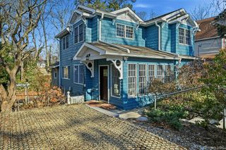 44 Bayberry Drive, Huntington, NY 11743