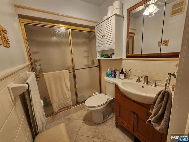 5 Bellevue Avenue, Bloomfield, NJ 07003