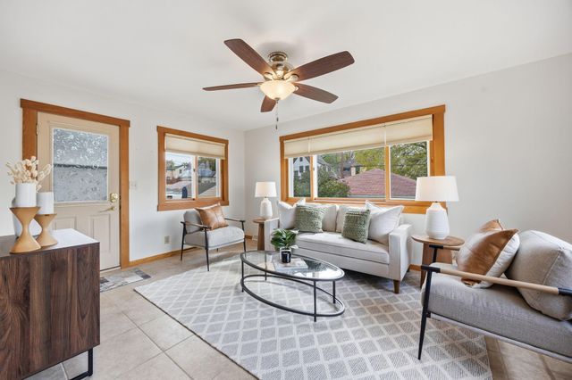 5145 16th Avenue S, Minneapolis, MN 55417