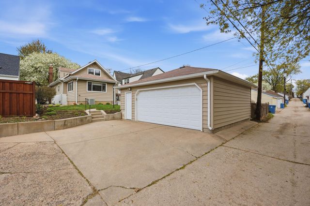 5145 16th Avenue S, Minneapolis, MN 55417