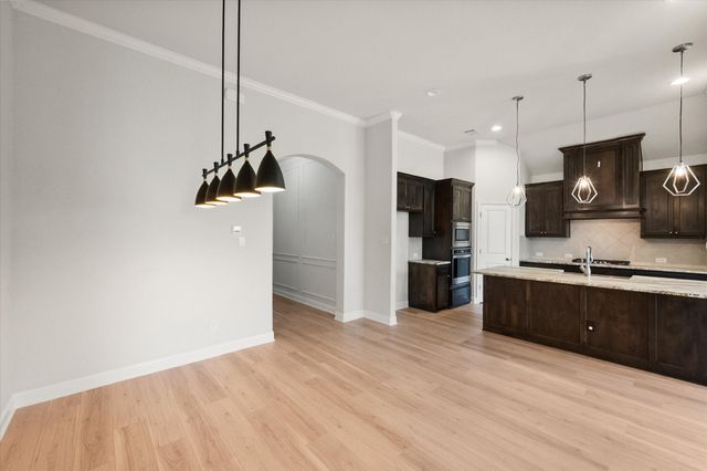 3418 Woodford Drive, Venus, TX 76084