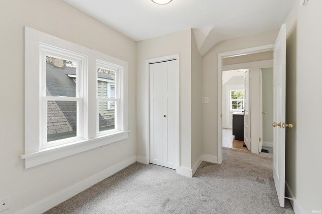 229 Center Street, Fort Wayne, IN 46808