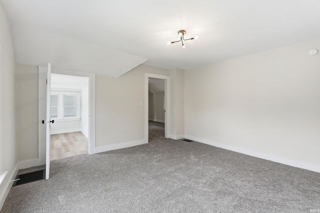 229 Center Street, Fort Wayne, IN 46808
