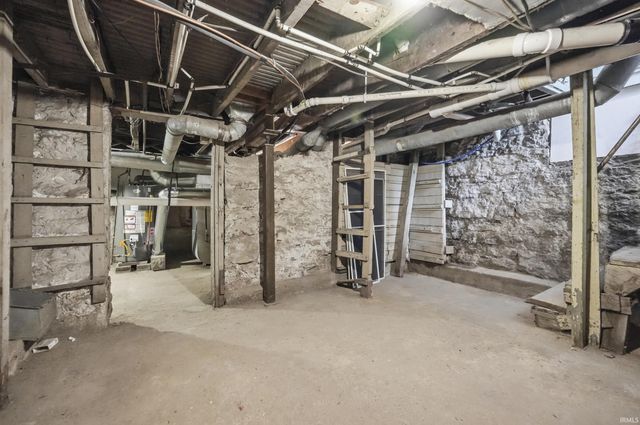 229 Center Street, Fort Wayne, IN 46808