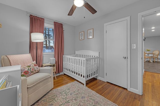 8 Sunset Dr, Leicester, MA 01524