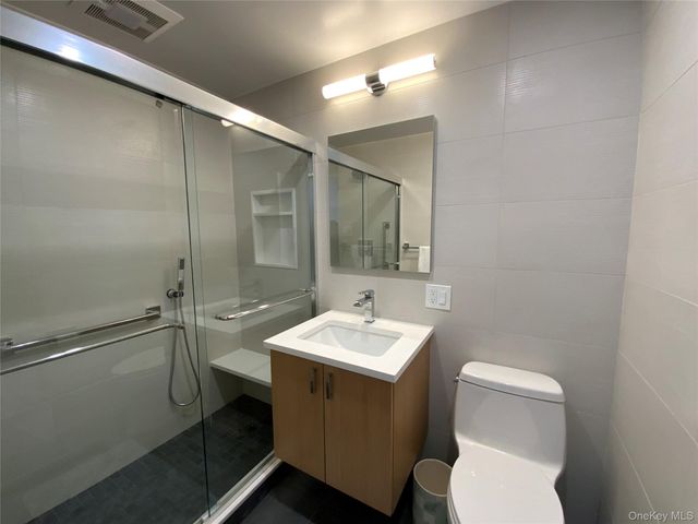 27110 Grand Central Parkway 18E, Floral Park, NY 11005