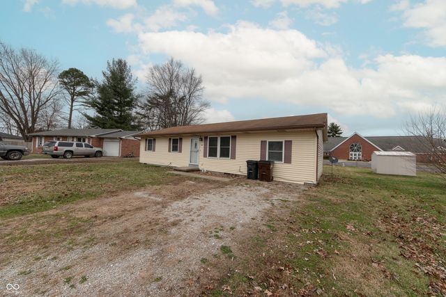 46 Noon Drive, North Vernon, IN 47265