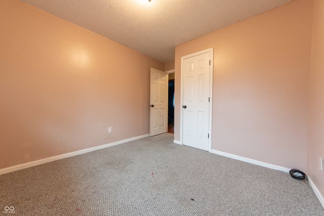 46 Noon Drive, North Vernon, IN 47265