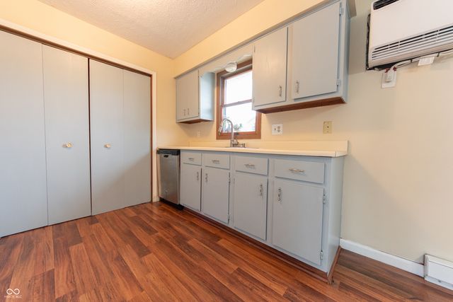 46 Noon Drive, North Vernon, IN 47265