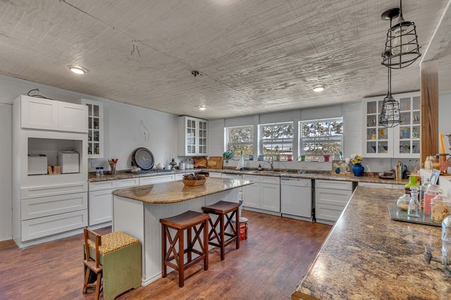 915 Hcr 1227, Whitney, TX 76692