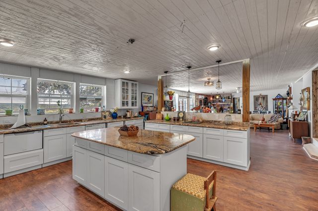 915 Hcr 1227, Whitney, TX 76692