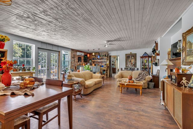 915 Hcr 1227, Whitney, TX 76692