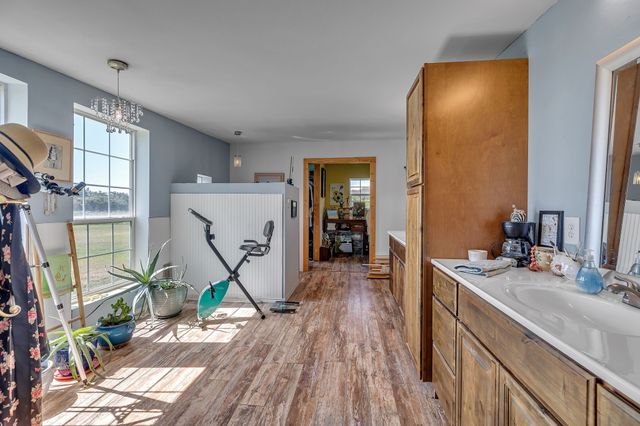 915 Hcr 1227, Whitney, TX 76692