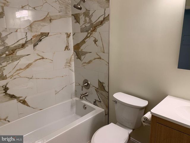 44 CORAL TREE CT, Lawrence Township, NJ 08648