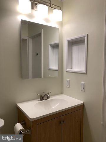 44 CORAL TREE CT, Lawrence Township, NJ 08648
