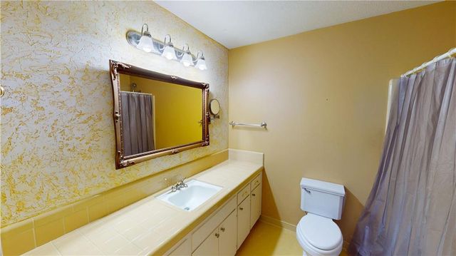 609 Burlington Court, Mobile, AL 36608