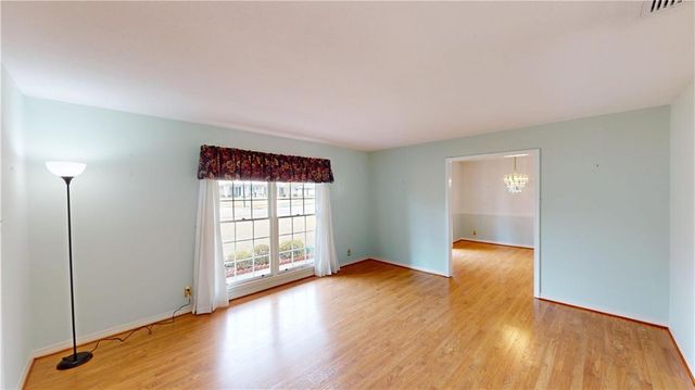 609 Burlington Court, Mobile, AL 36608