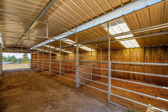 411 Highland Ave, Penngrove, CA 94951