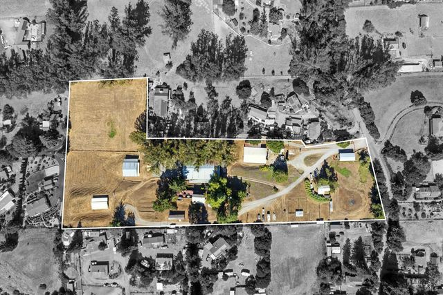 411 Highland Ave, Penngrove, CA 94951