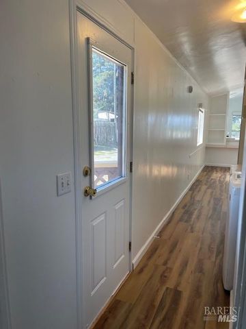 411 Highland Ave, Penngrove, CA 94951