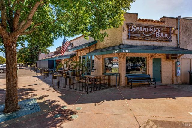 411 Highland Ave, Penngrove, CA 94951