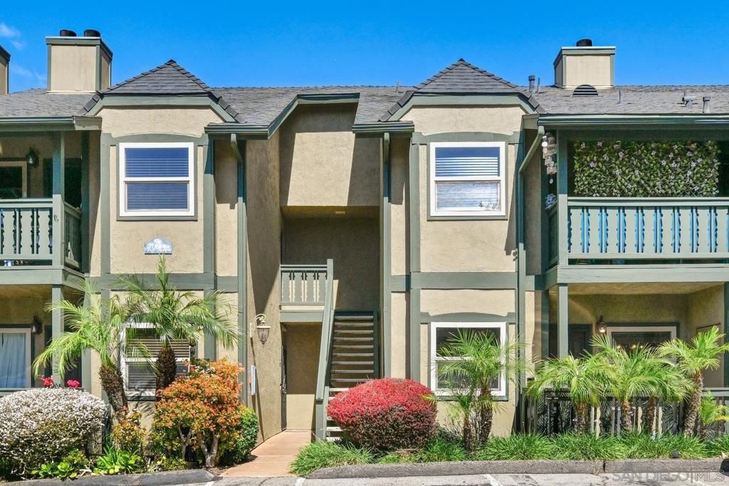 Image 1 of property listing at 1434 Marshall Rd 20, Alpine, CA 91901