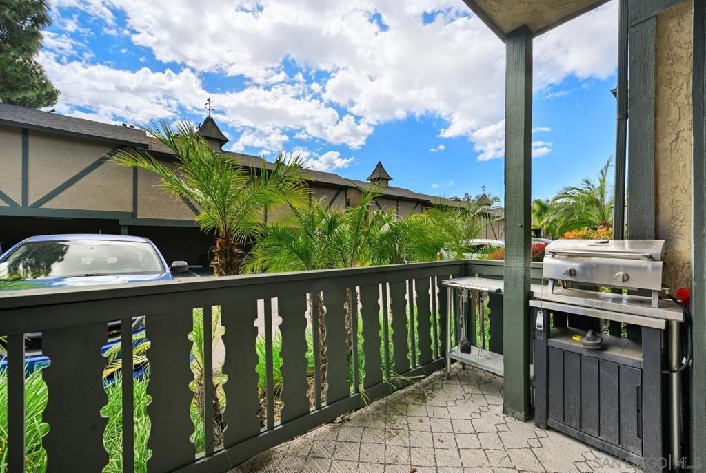 Image 17 of property listing at 1434 Marshall Rd 20, Alpine, CA 91901