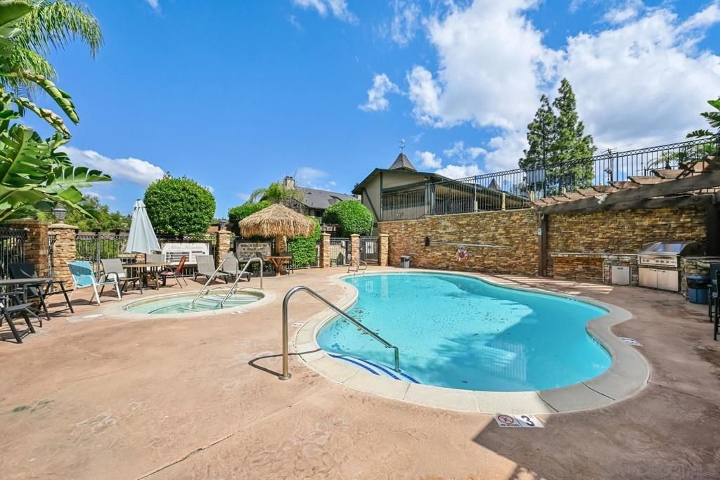 Image 21 of property listing at 1434 Marshall Rd 20, Alpine, CA 91901