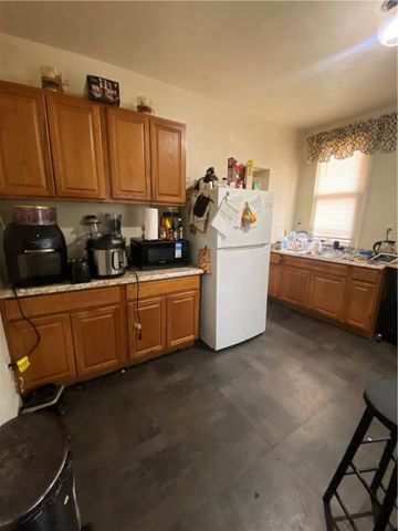 7128 Mount Vernon St, Homewood Brushton, PA 15208