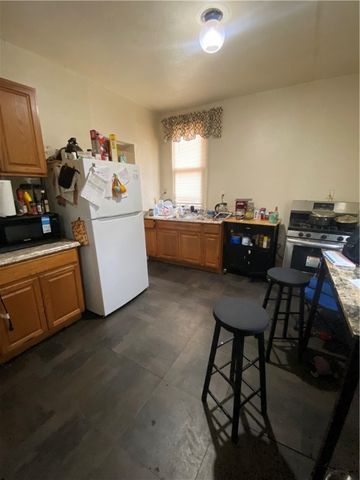 7128 Mount Vernon St, Homewood Brushton, PA 15208