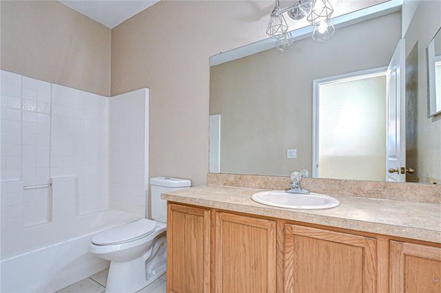 10720 CHESHAM HILL COURT, Riverview, FL 33579