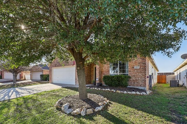 1113 Day Dream Drive, Fort Worth, TX 76052