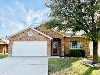 1113 Day Dream Drive, Fort Worth, TX 76052